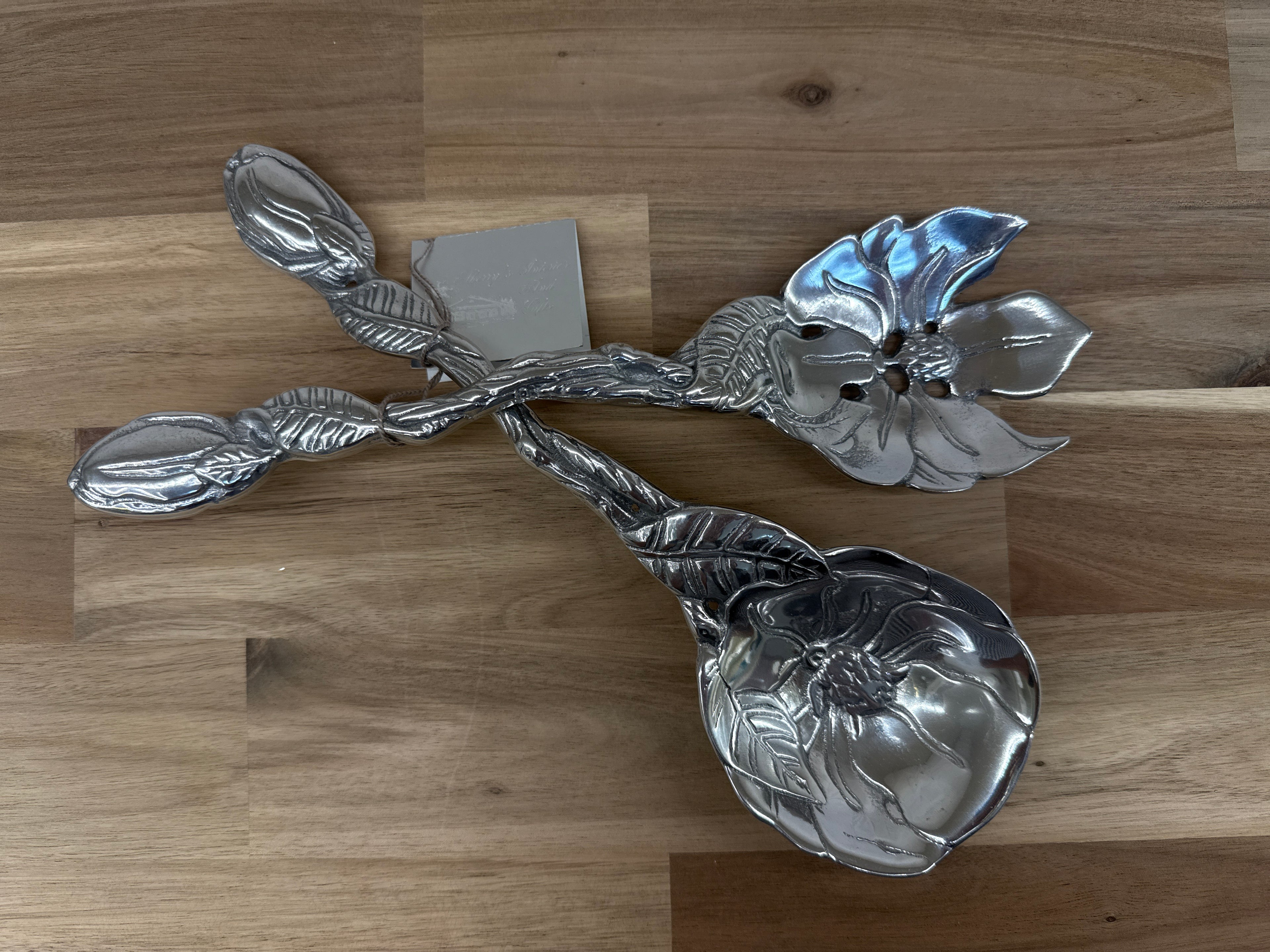 ARTHUR COURT MAGNOLIA SERVING SET