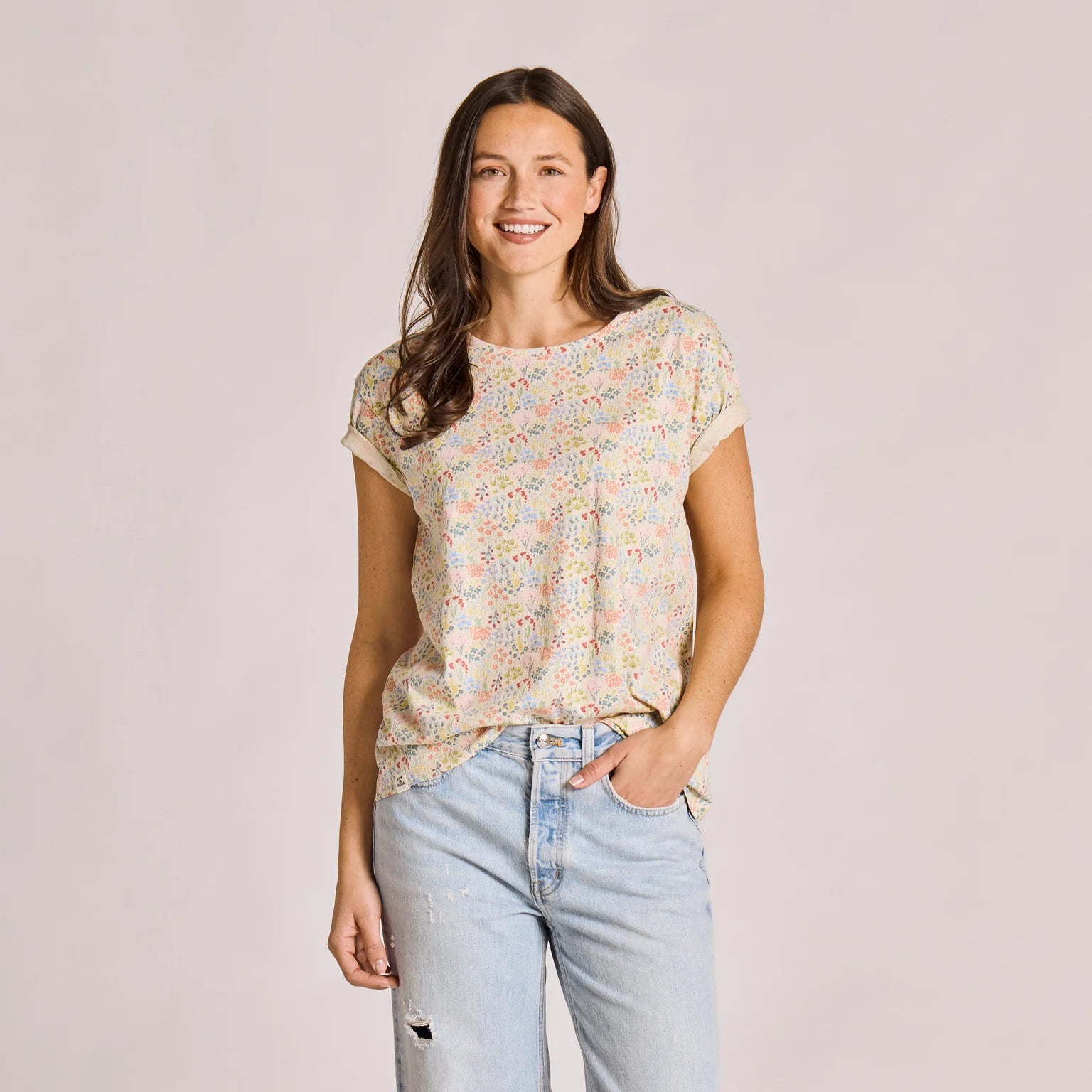 WOMEN'S BOUQUET GARDEN SHORT SLEEVE