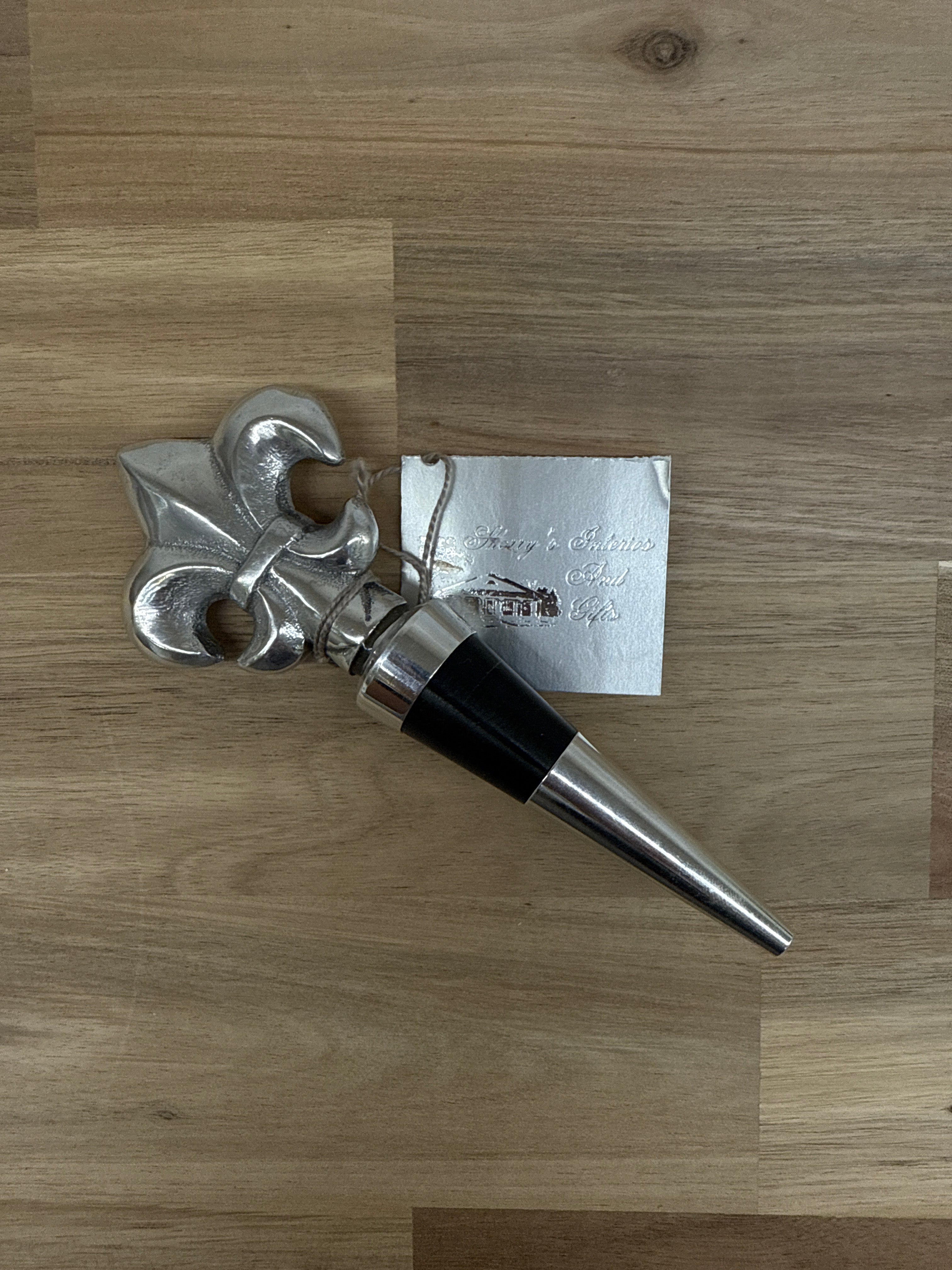 ARTHUR COURT FRENCH LILY BOTTLE STOPPER