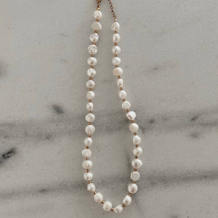 CHASE PEARL NECKLACE