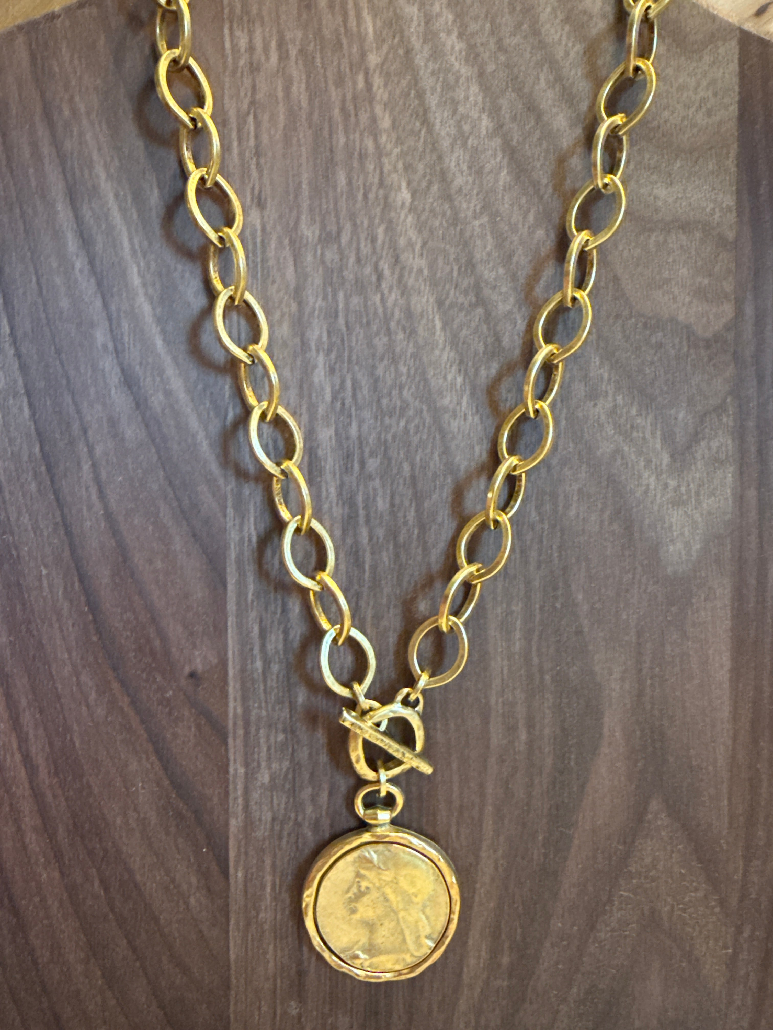 MARY GOLD COIN SM NECKLACE