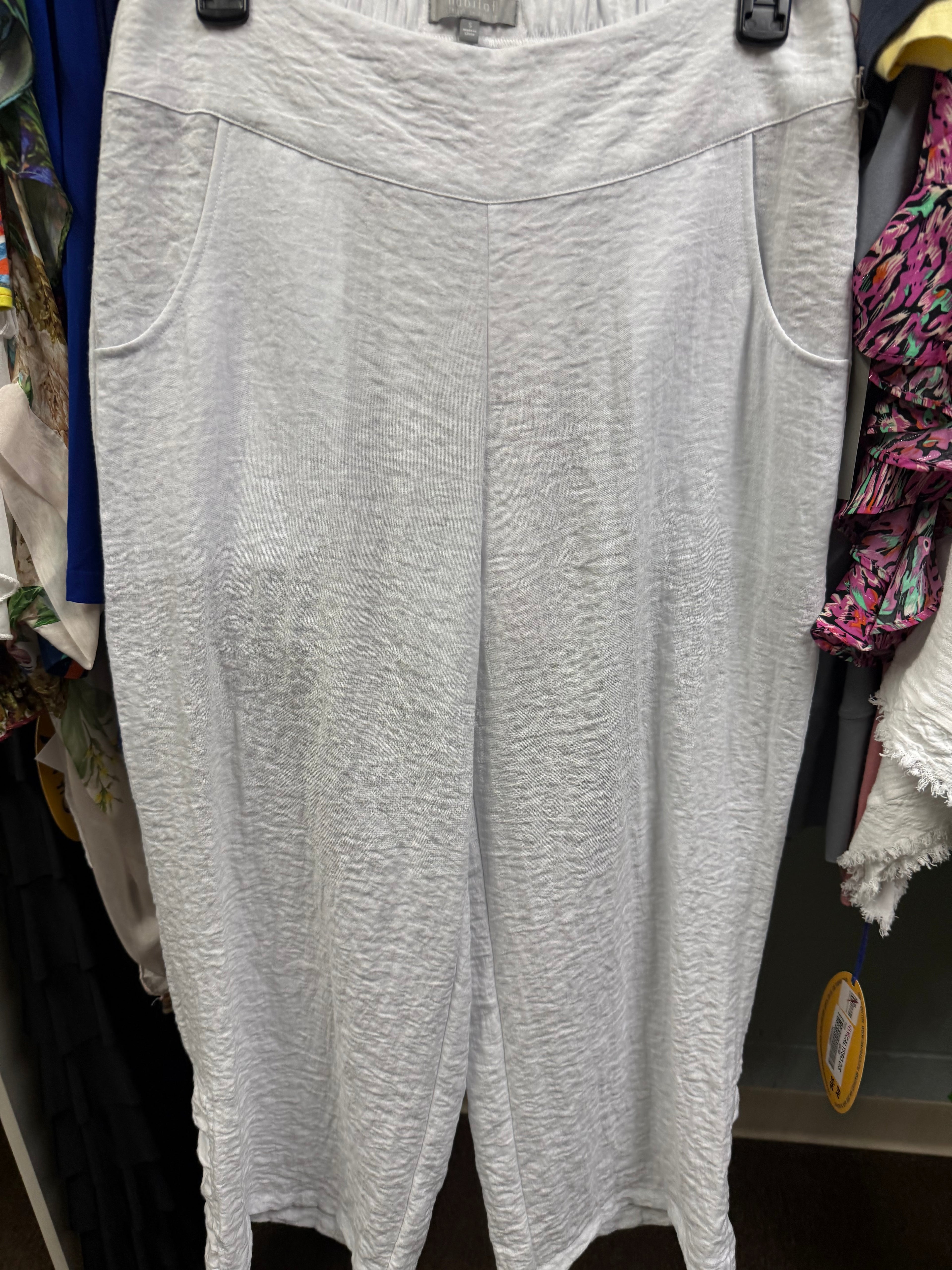 HABITAT TRAVEL RUCHED STRAIGHT CROP WHITE