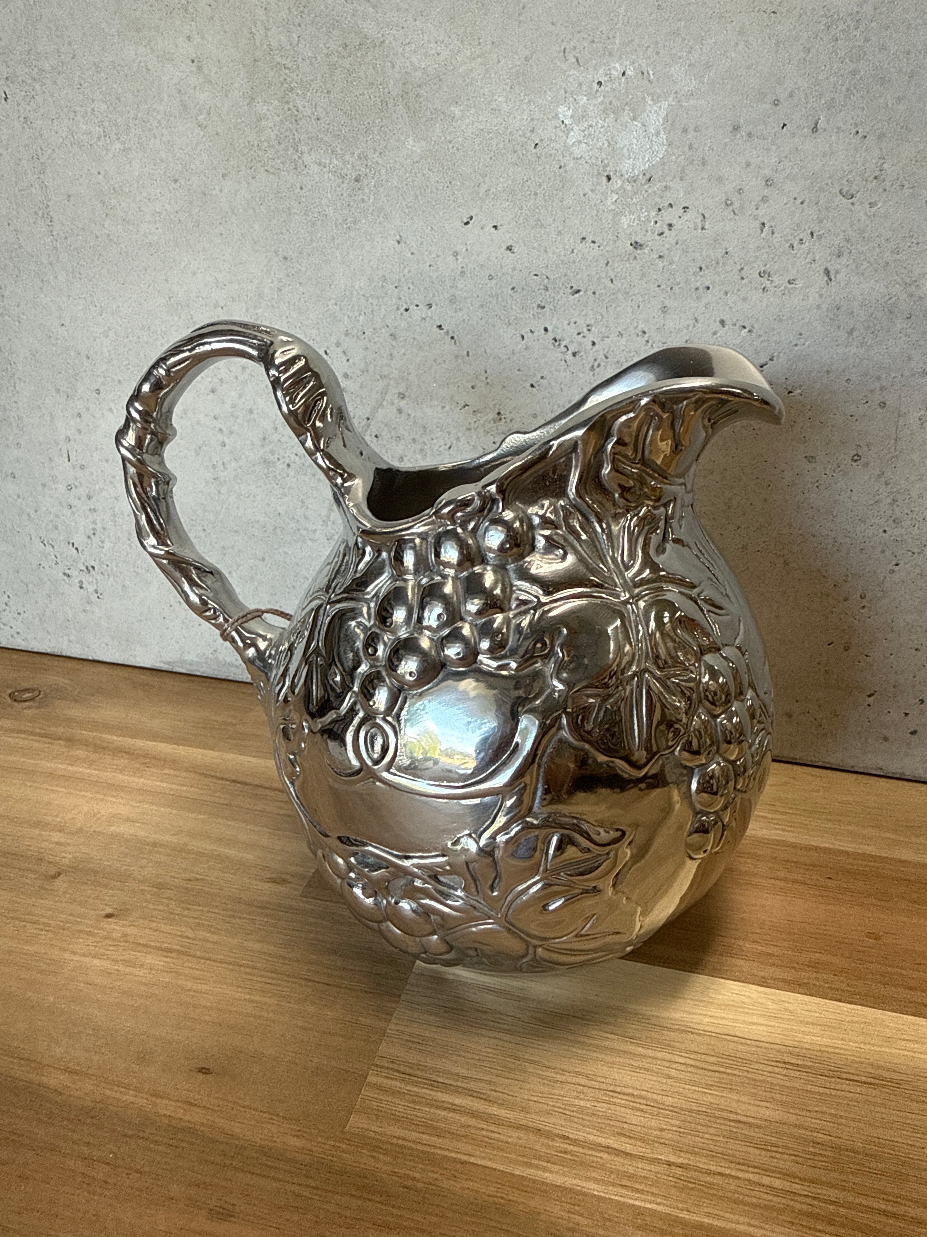 ARTHUR COURT GRAPE SMALL PITCHER