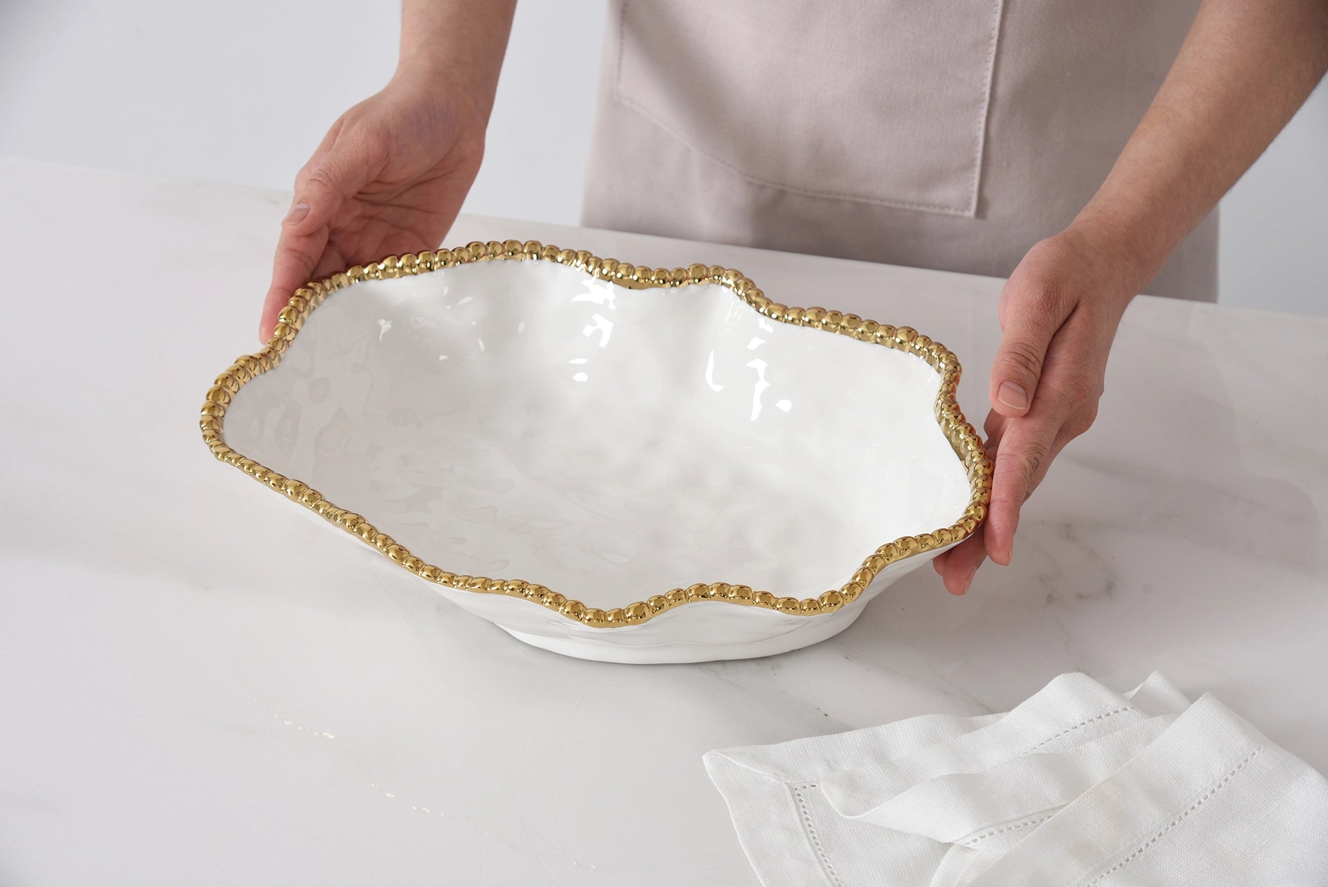 SERVING BOWL WHITE W/GOLD