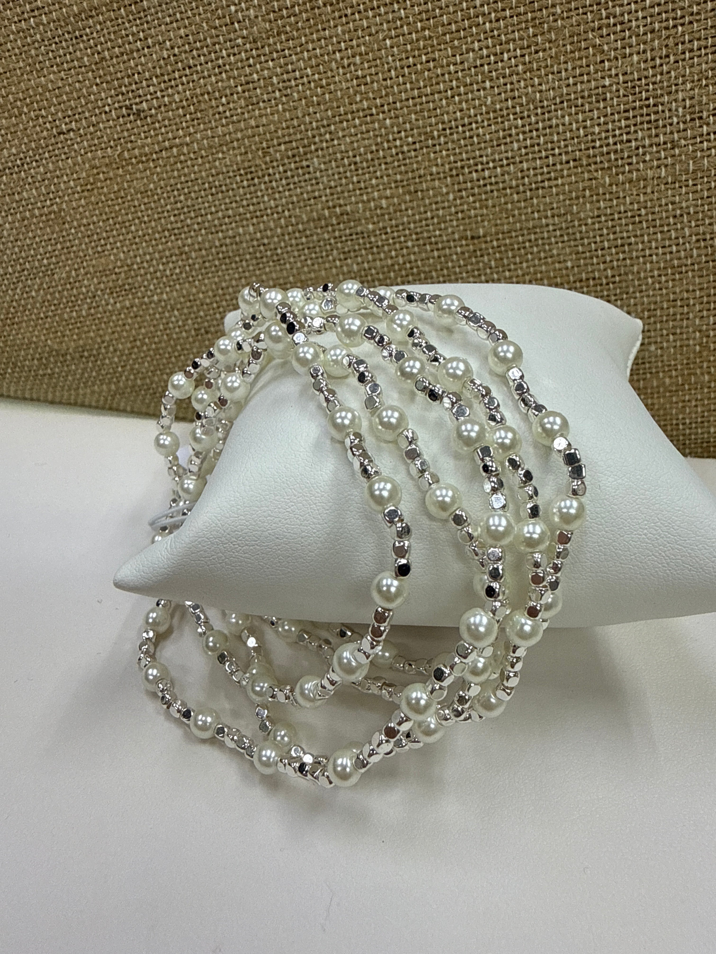 LILY BRACELET