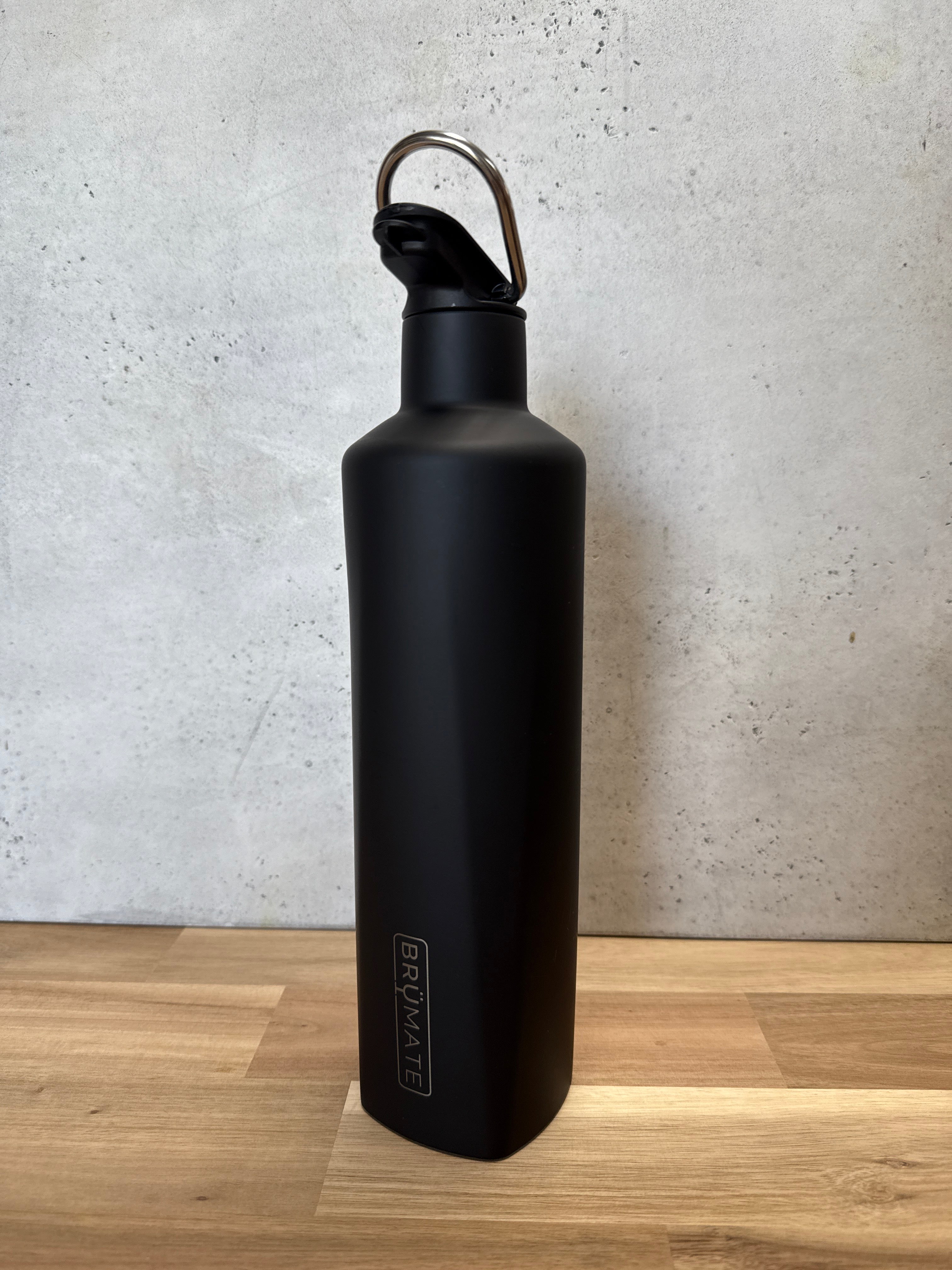 BRUMATE REHYDRATION BOTTLE MATTE BLACK