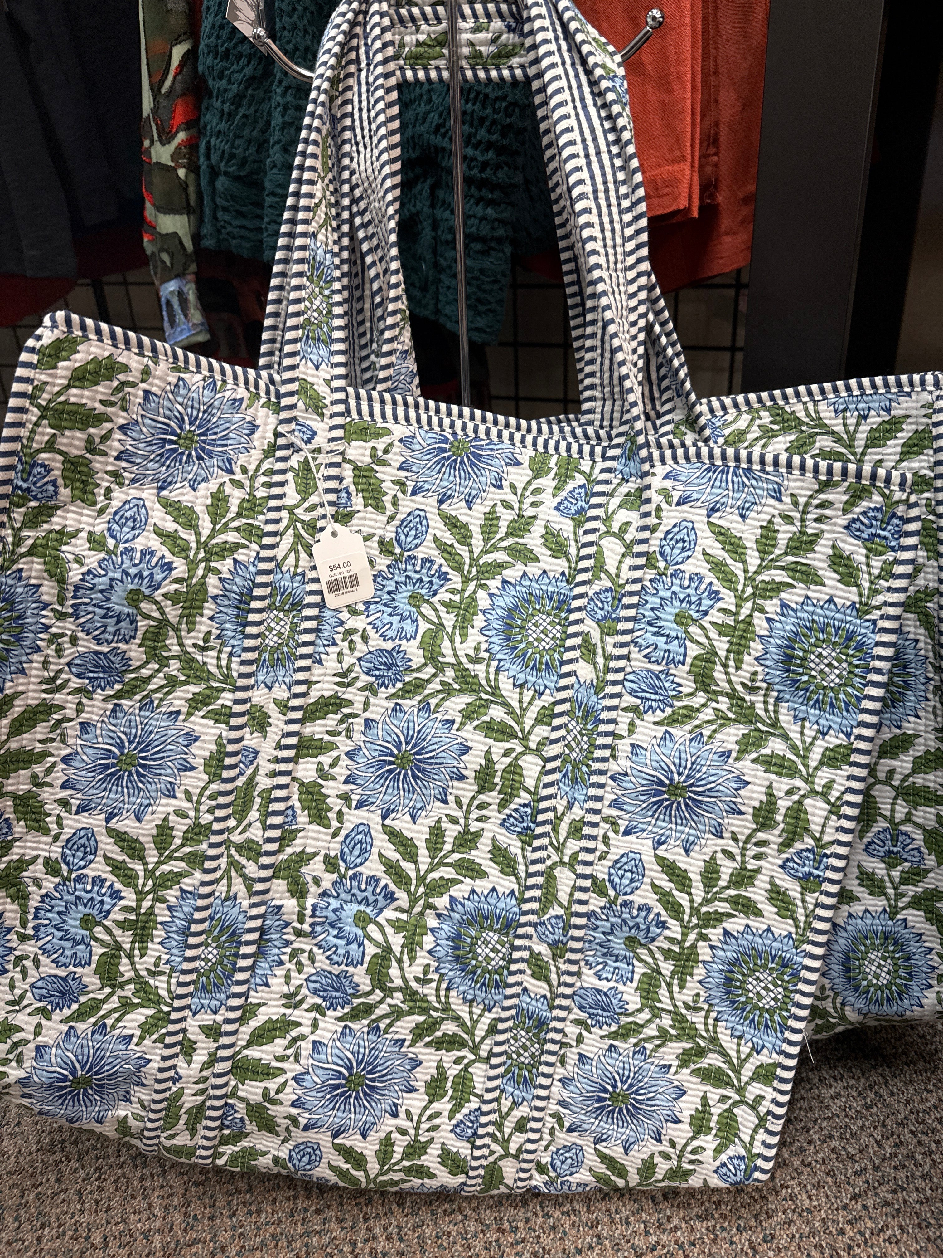 QUILTED TOTE BAGS