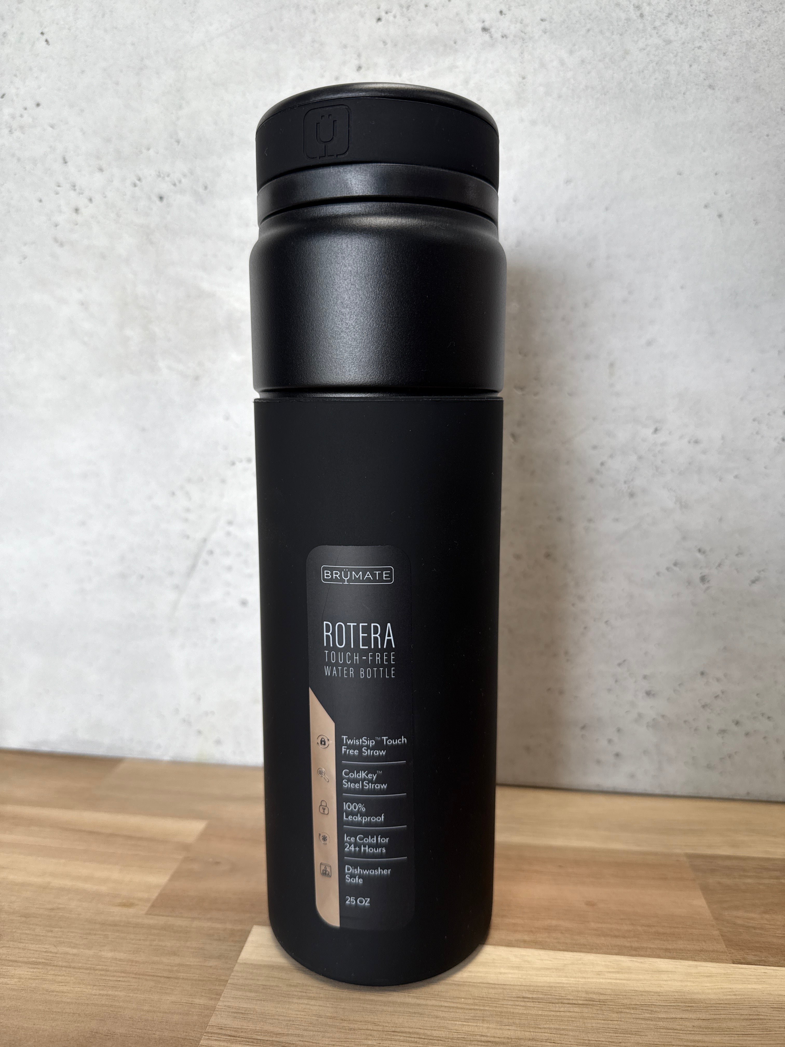 BRUMATE ROTERA 25 OZ MATTE BLACK