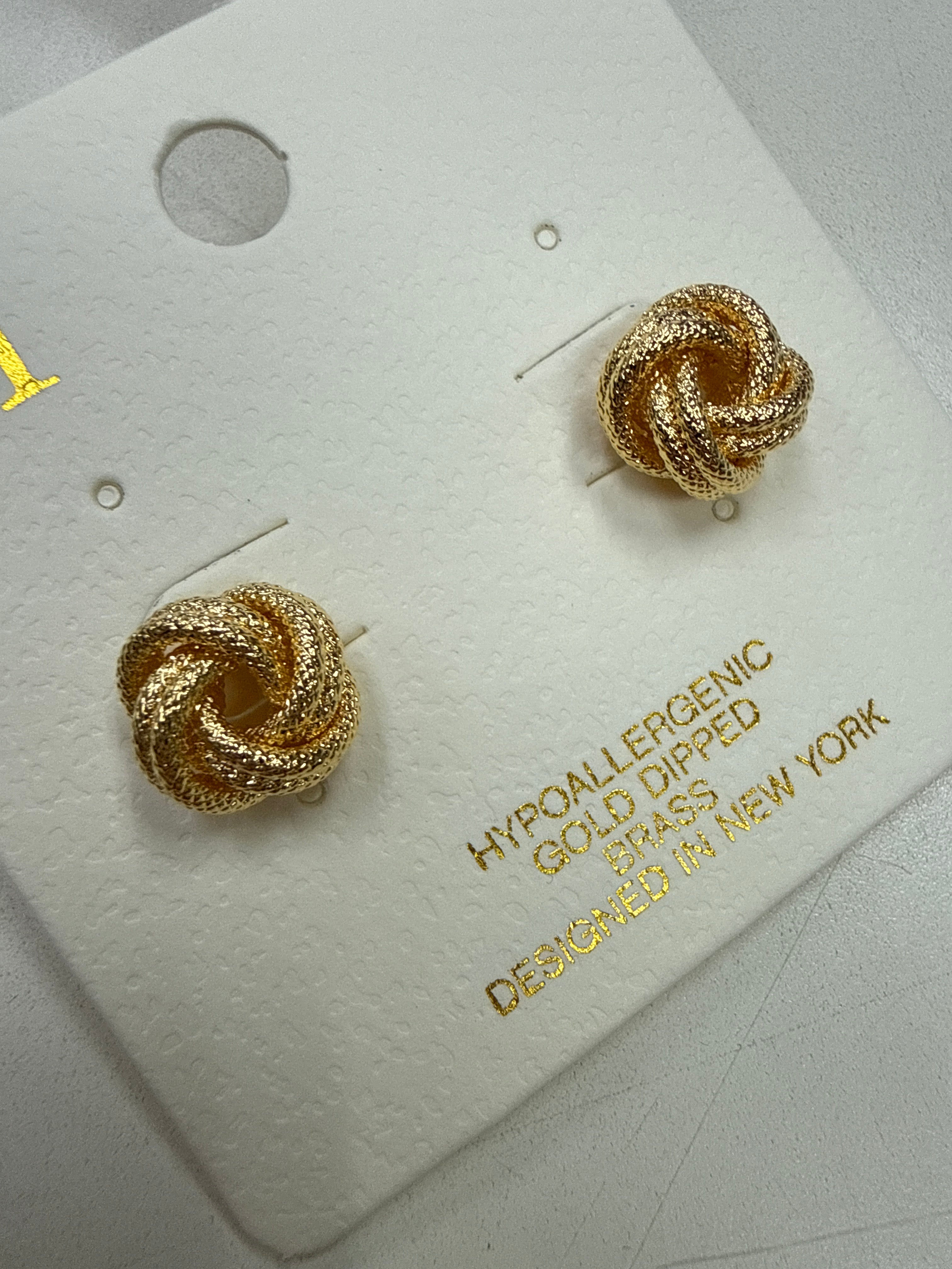 TEXTURED LOVE KNOT STUD EARRINGS