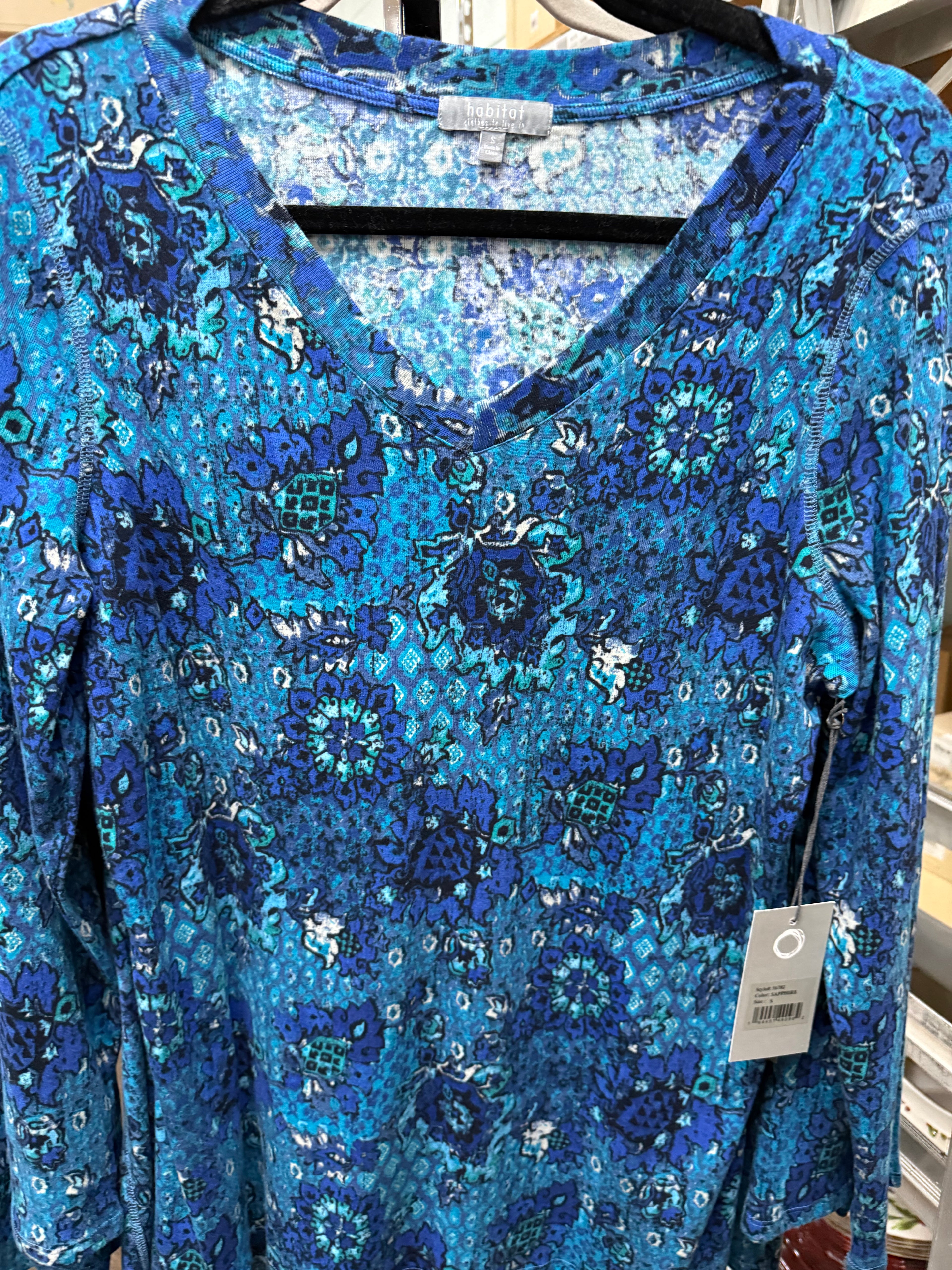 HABITAT COZY FRENCH FLORAL V-NECK TUNIC