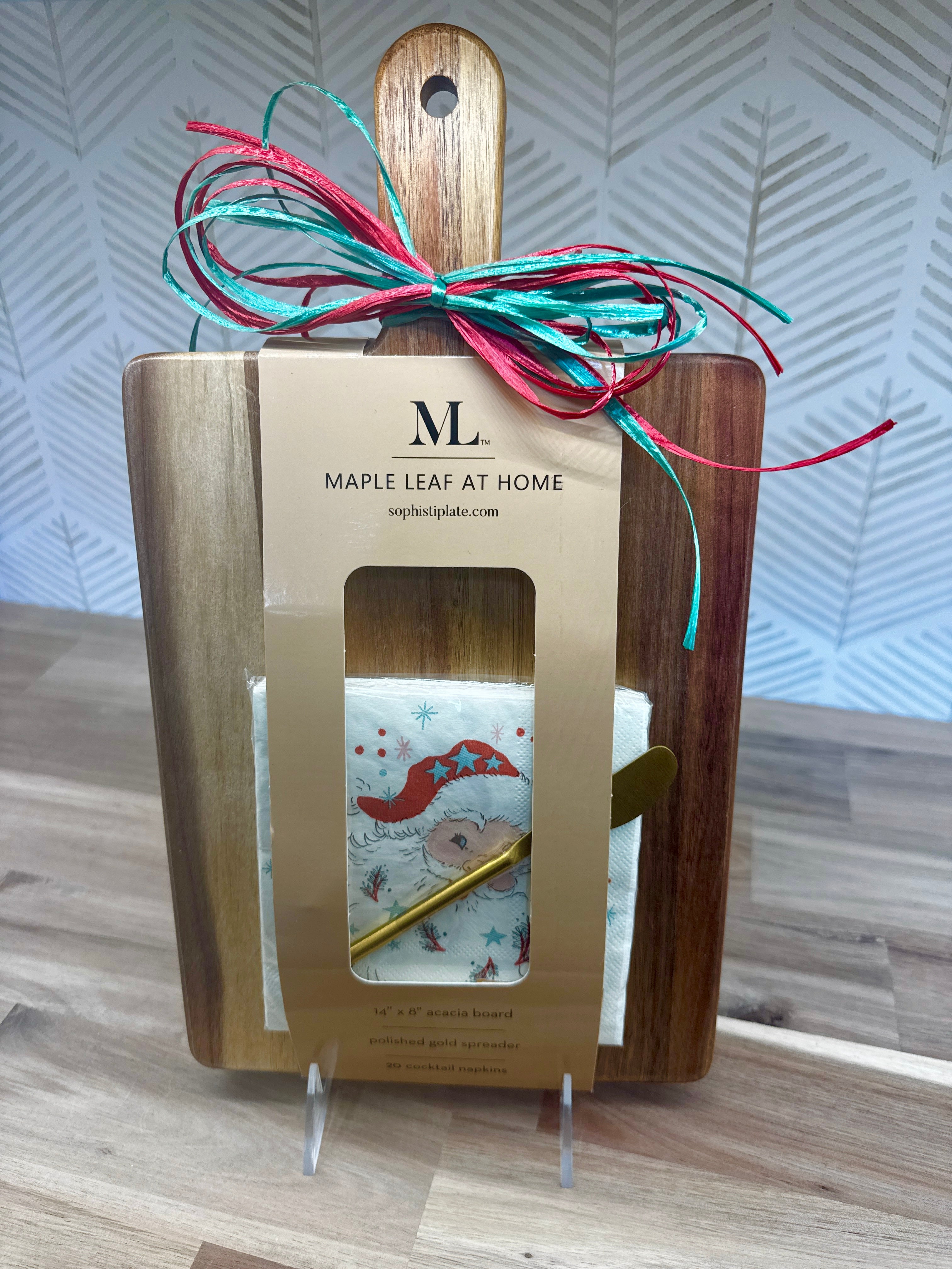ACACIA BOARD W/ SPREADER AND NAPKIN (SANTA)
