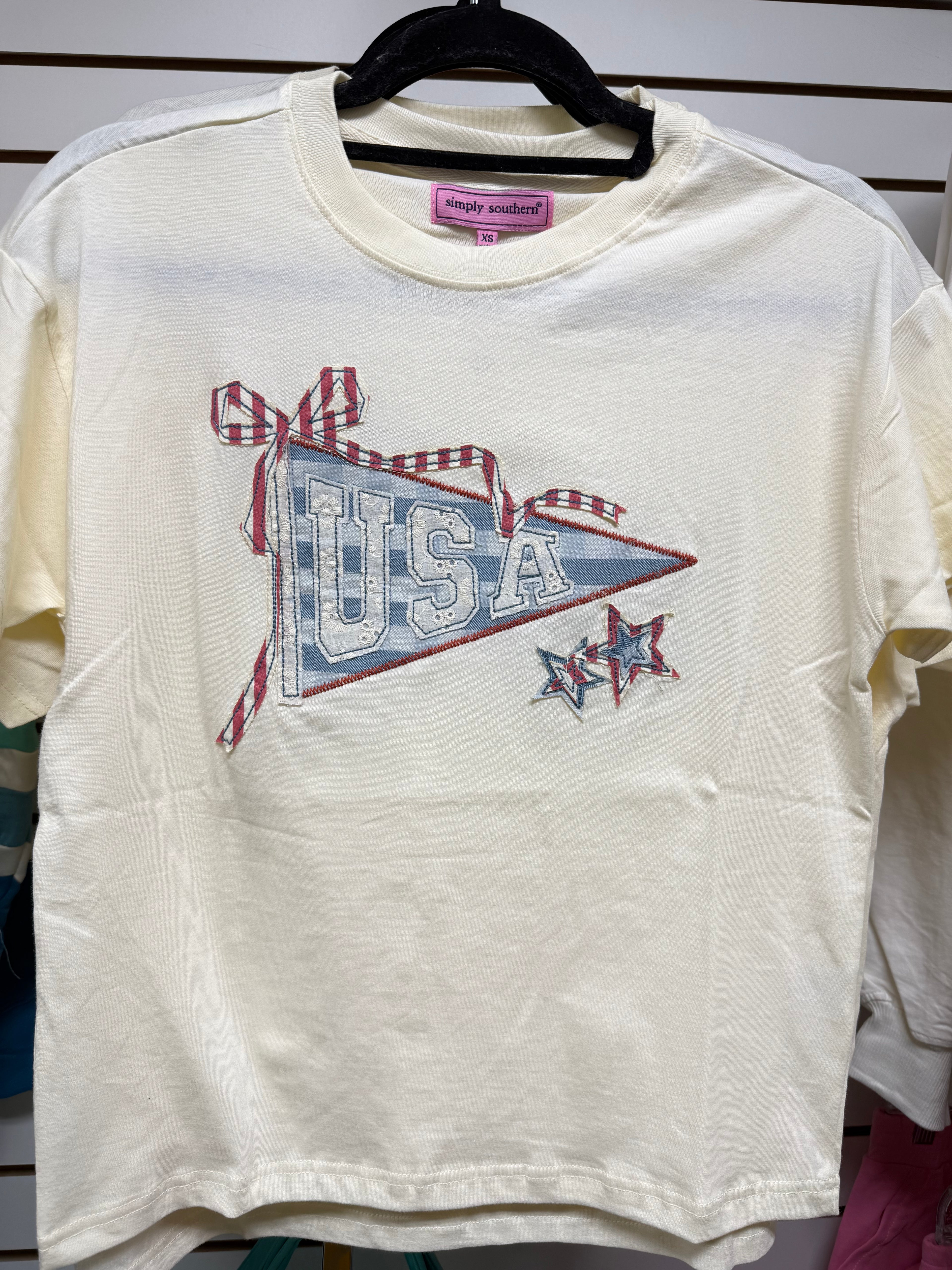 SIMPLY SOUTHERN APPLIQUE USA TEE - BEIGE