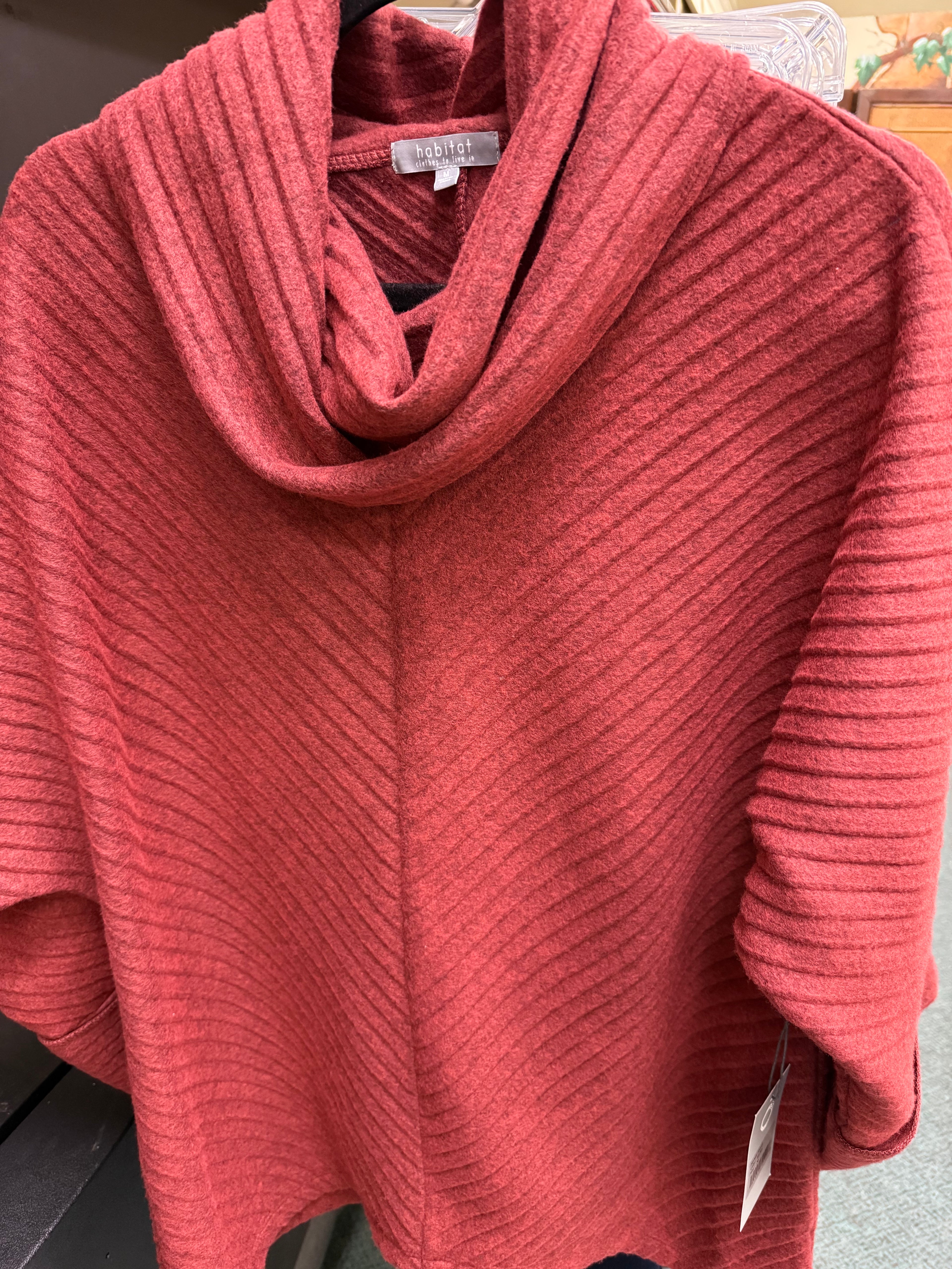 CHEVRON PLEAT TOP