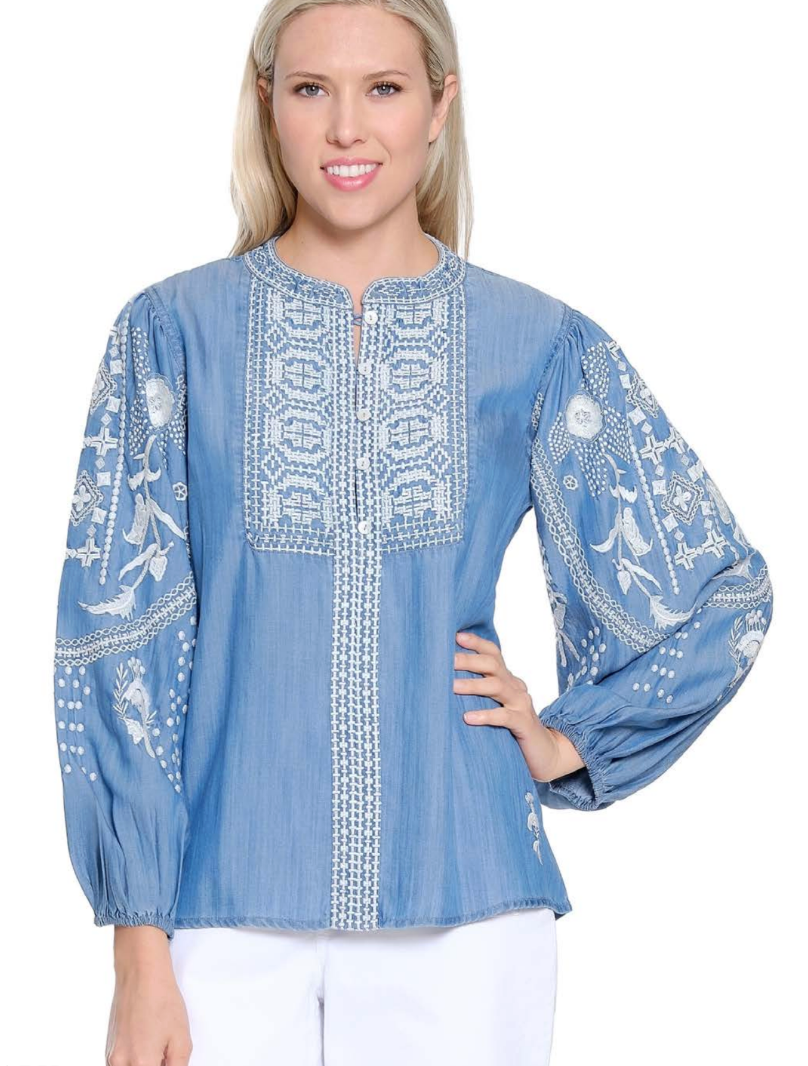CHAMBRAY EMBROIDERY TOP