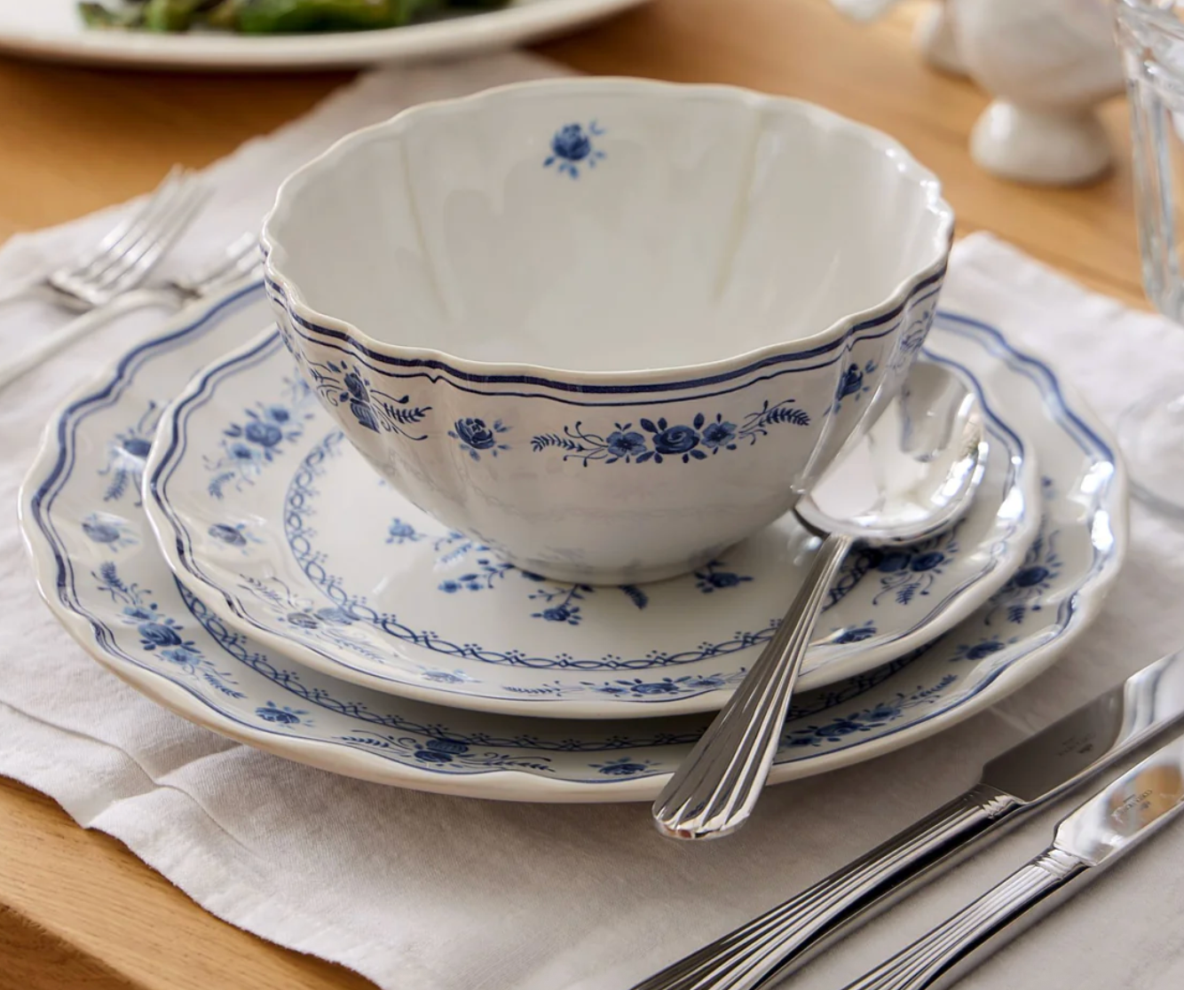 VILA WHITE DINNER PLATE