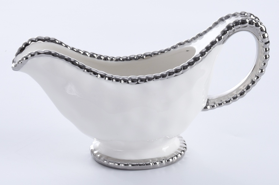 PAMPA BAY WHITE W/SILVER GRAVY BOAT