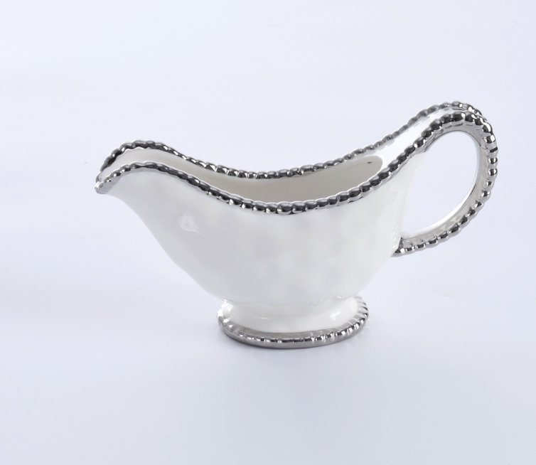 GRAVY BOAT