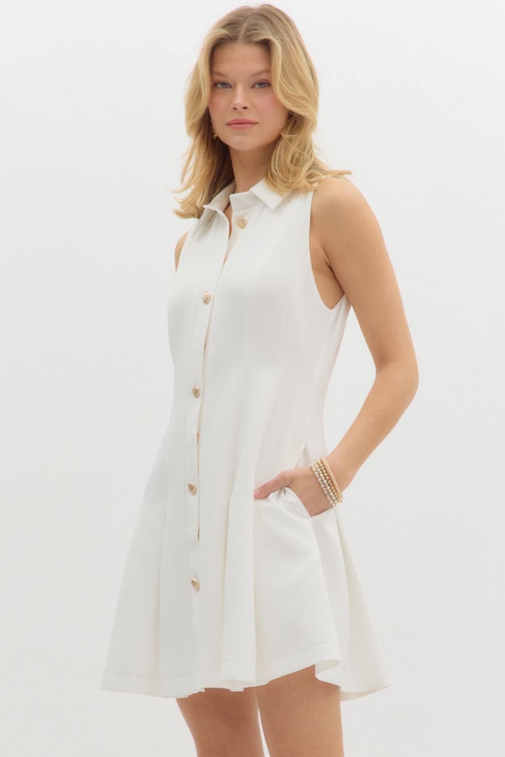 WHITE COLLAR DRESS